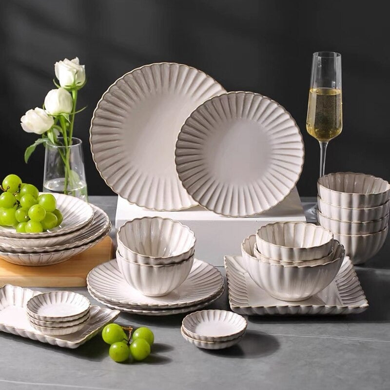 Tove Luxury Dinnerware Set