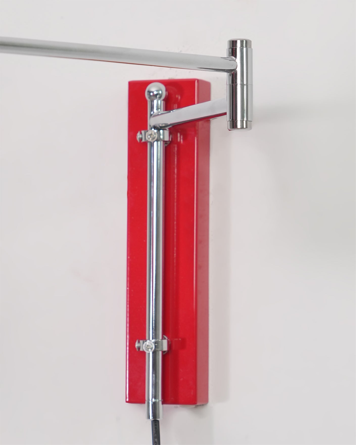 Anvia Plug In Wall Lamp