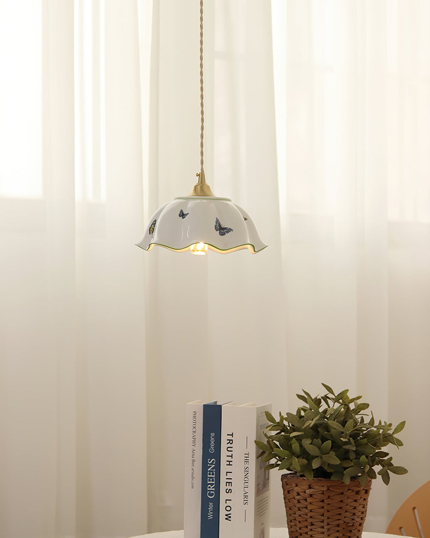 Butterfly Ceramic Pendant Lamp