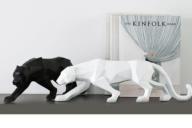 LEO - Nordic Side - Sculptures