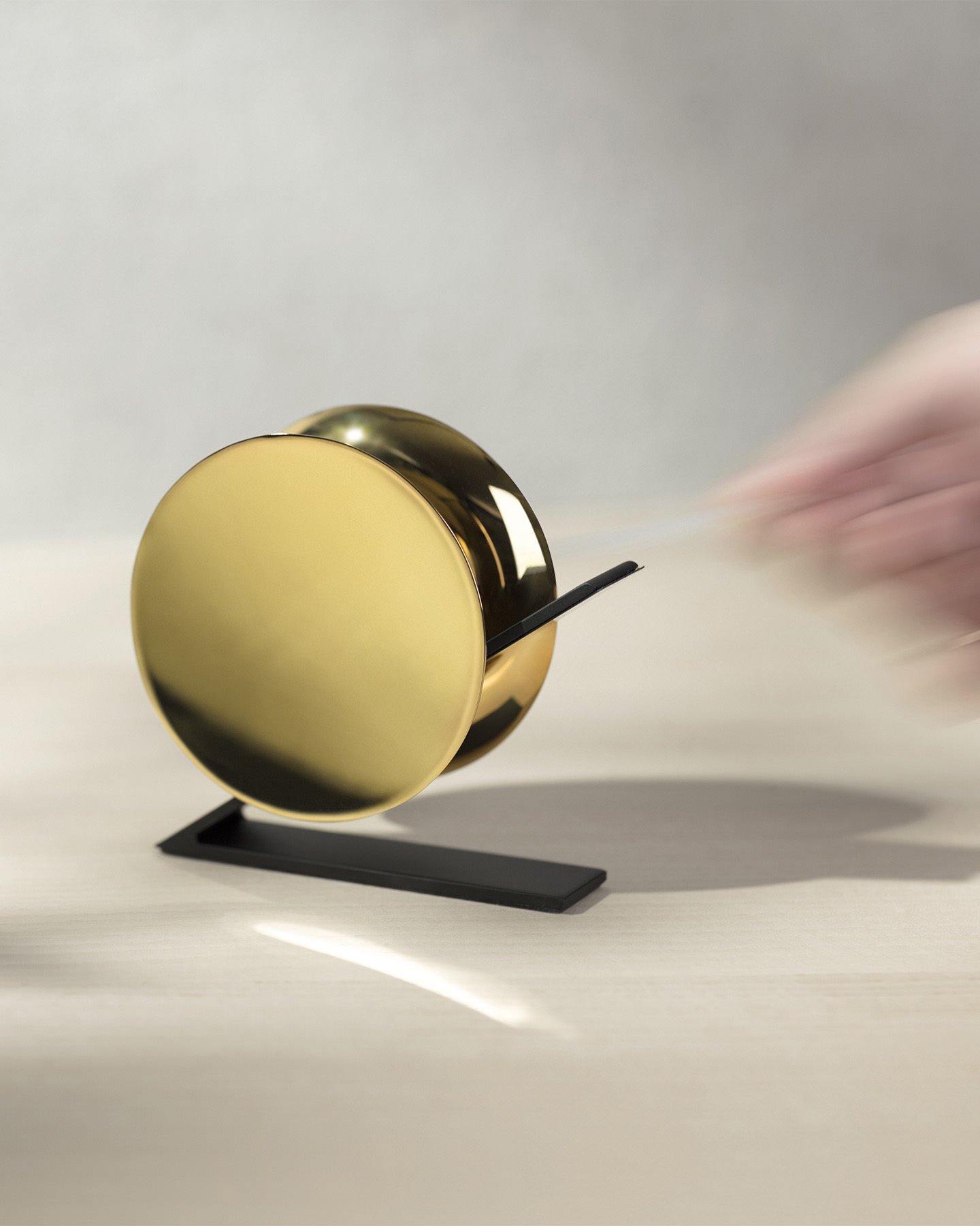 CANTILI Tape Dispenser