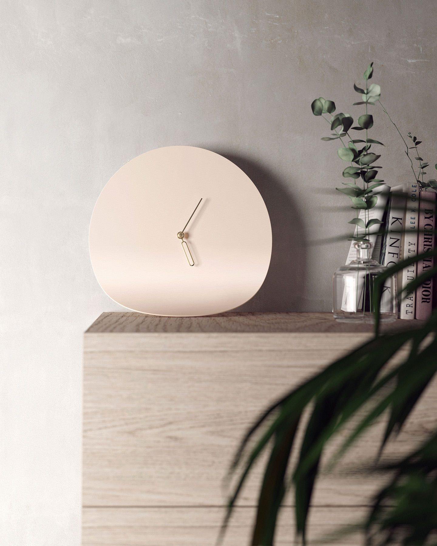 CURVO Wall Clock