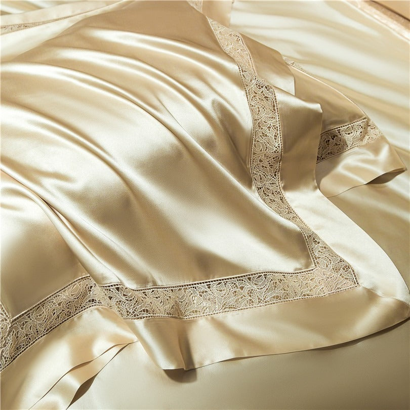 Willa Gold Modern Bedding Set