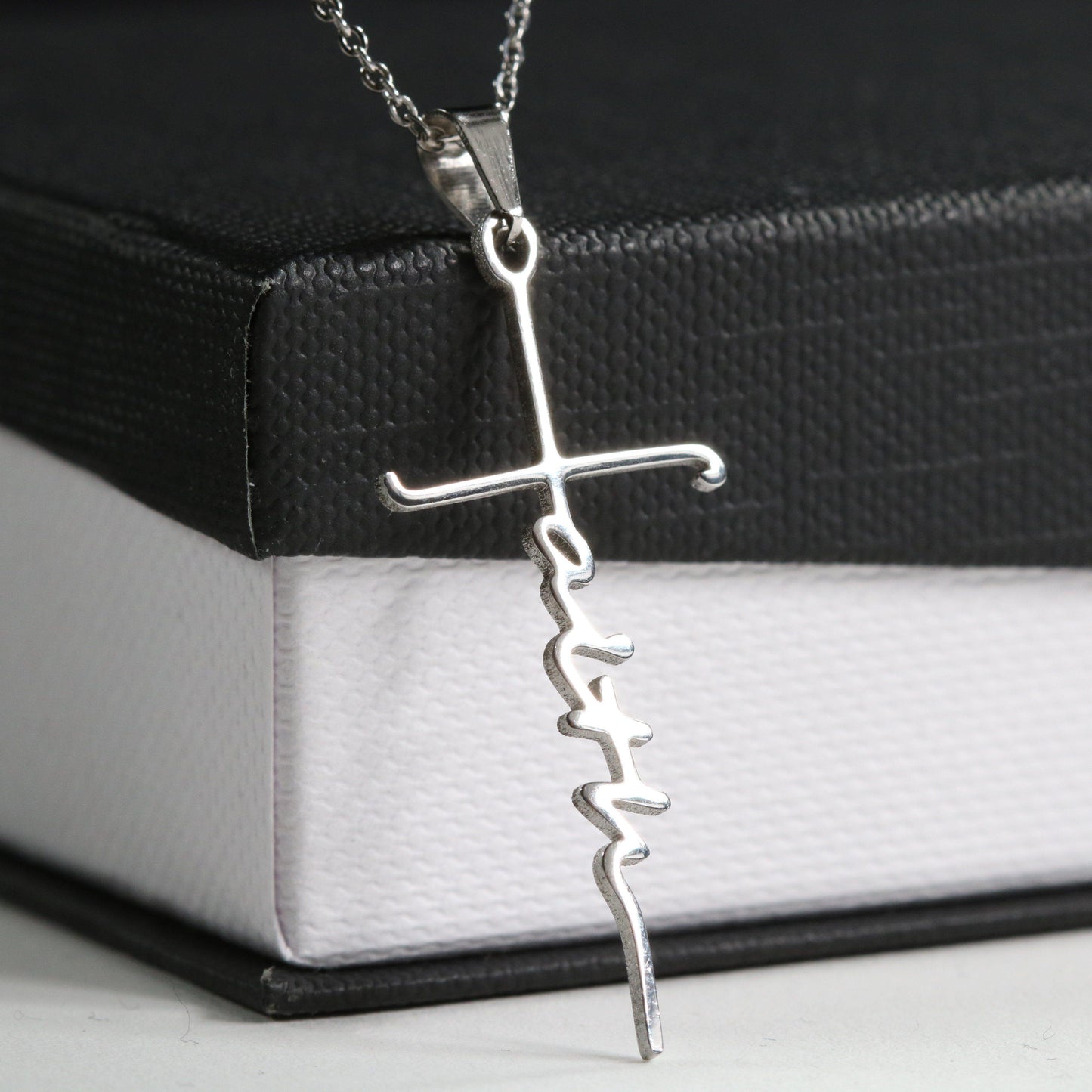 Faith Necklace - Nordic Side - 