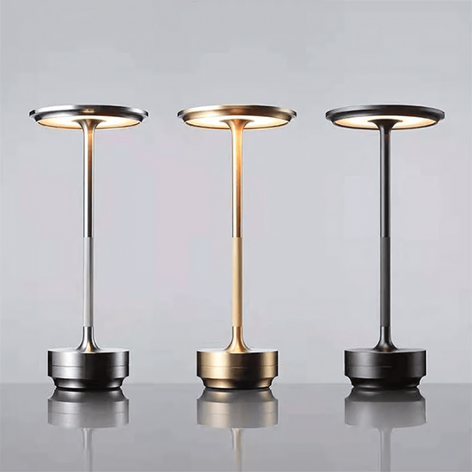 Solio - Modern Table Lamp