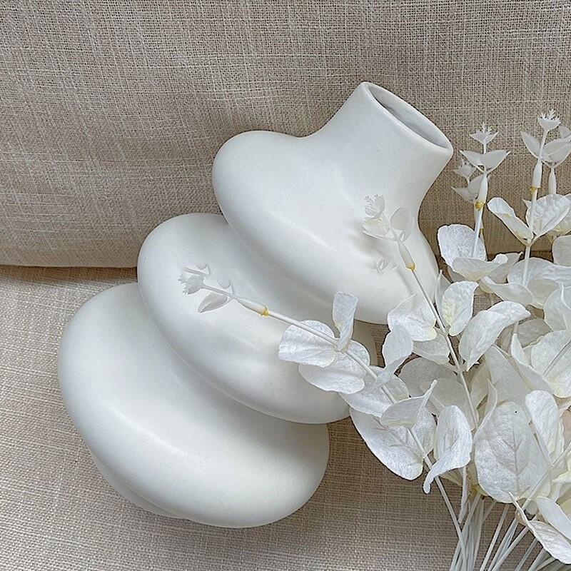 Pinedale Unique Porcelain Vase Decor