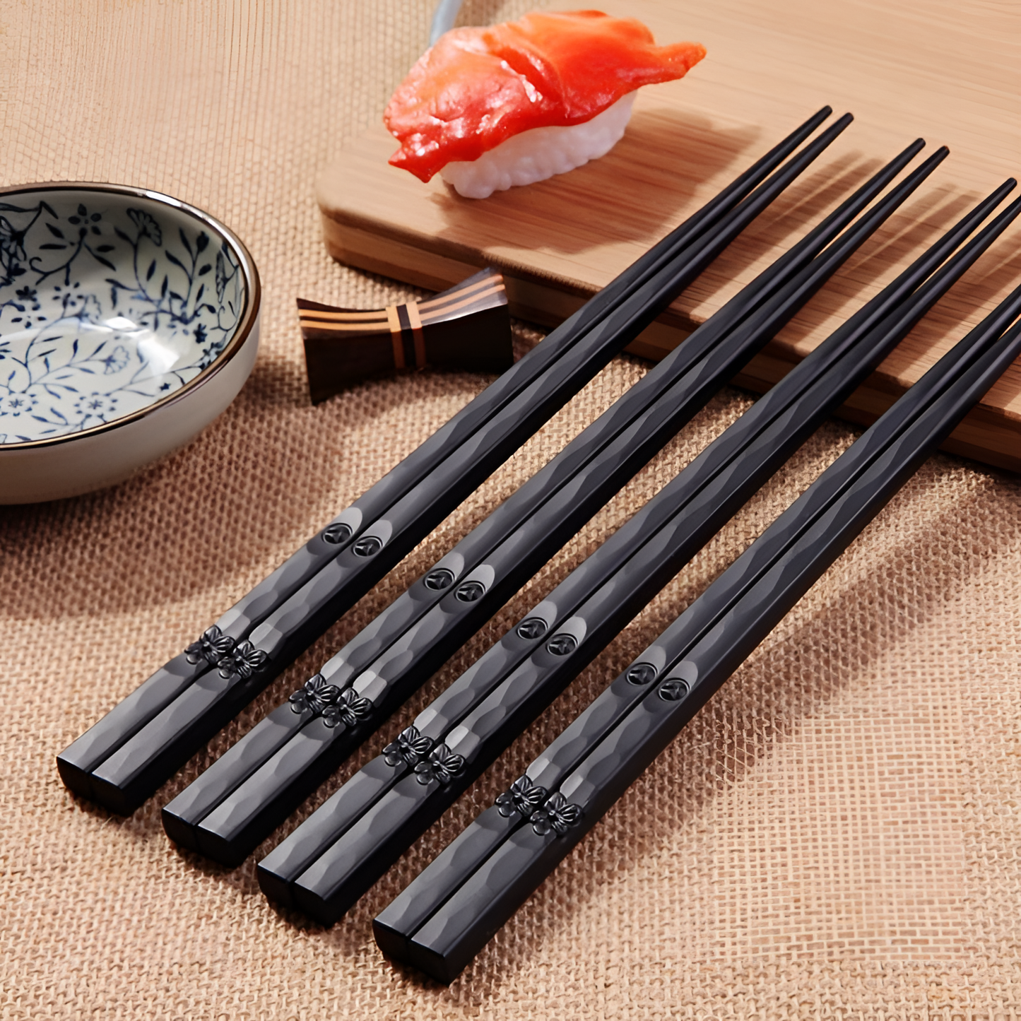 Klastiva√¢¬Ñ¬¢ Elegant Japanese Chopsticks | Dining | NordicAbode.com