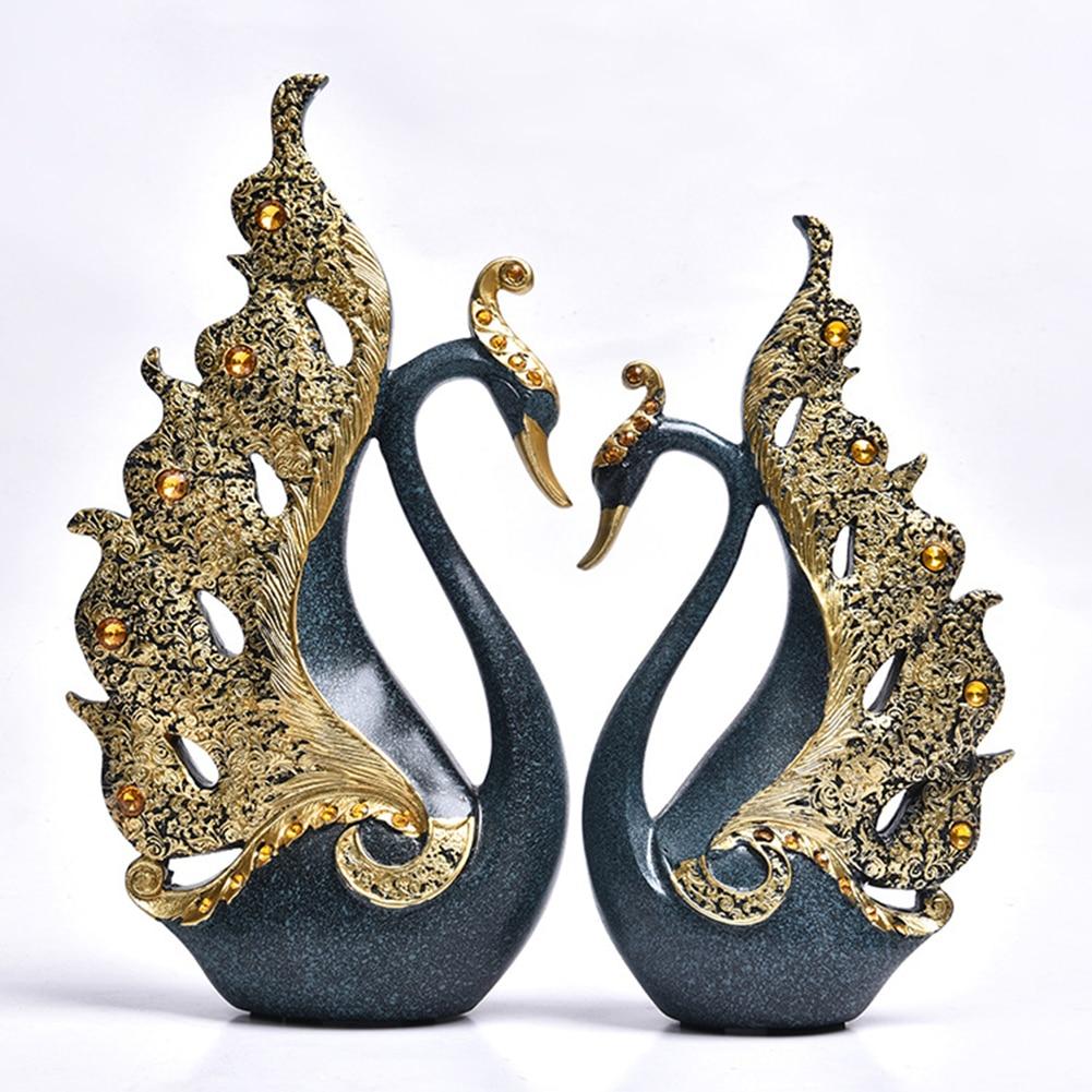 Royal Luxurious Royal Swan Pair