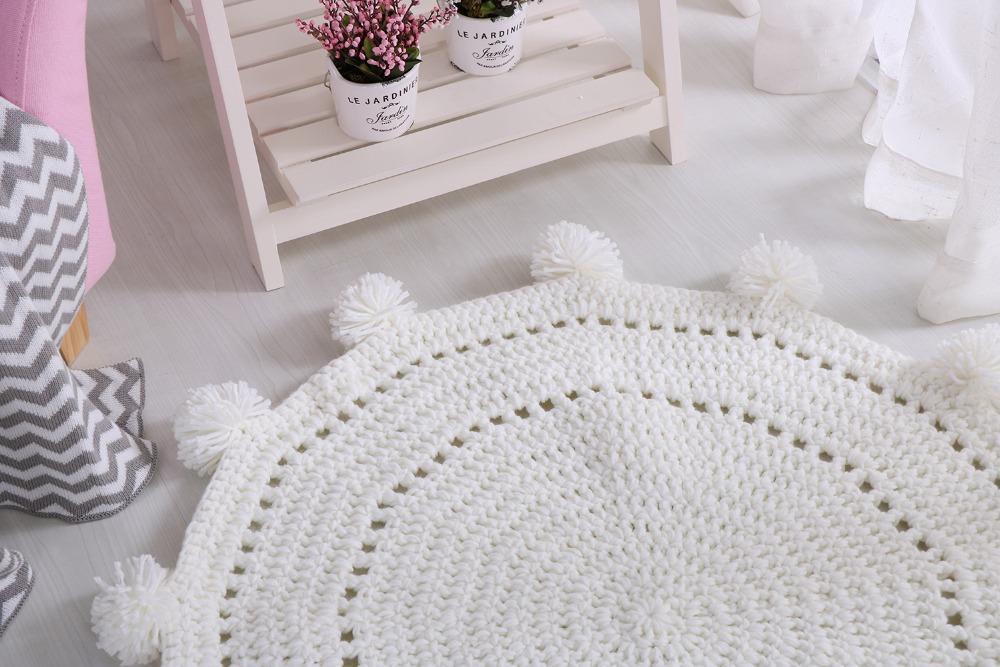 Decker - Handwoven Crochet Round Rug - Nordic Side - 04-23, abstract-rug, Area-rug, crochet-rug, geometric-rug, hallway-runner, handwoven, large-rug, modern, modern-nordic, modern-rug, nordic