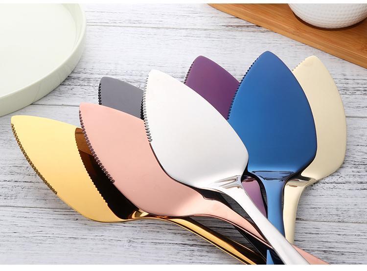 Metal Cake Knife - Nordic Side - 