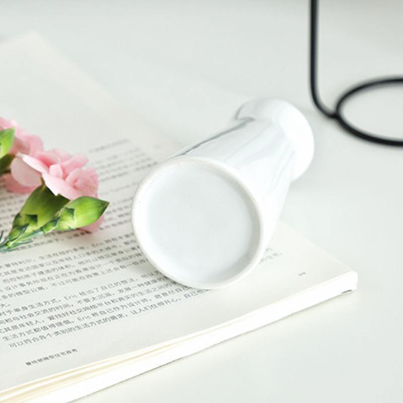 Nordic Iron Art Vase with Postcard Holder - Nordic Side - 