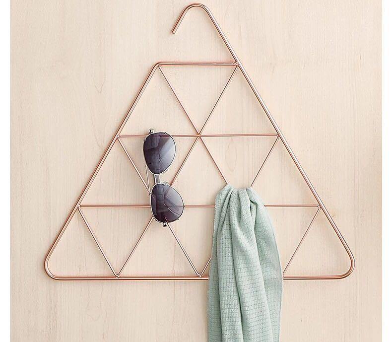 Geometric Triangle Wall Iron Shelf - Nordic Side - 