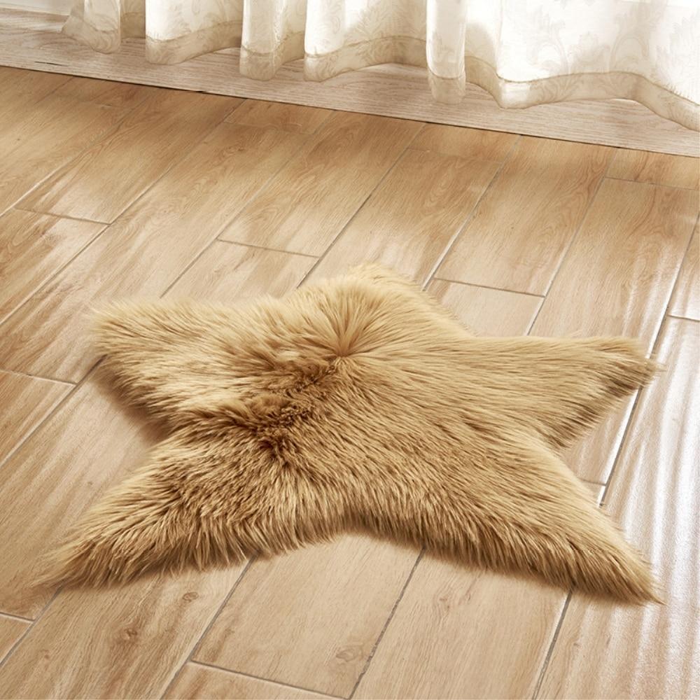 Stella - Faux Sheepskin Star Rug - Nordic Side - 04-22