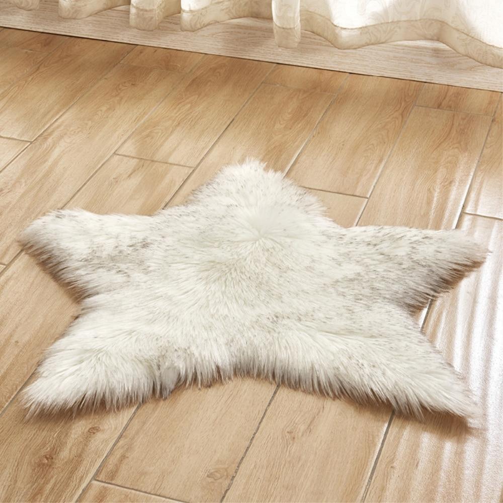 Stella - Faux Sheepskin Star Rug - Nordic Side - 04-22