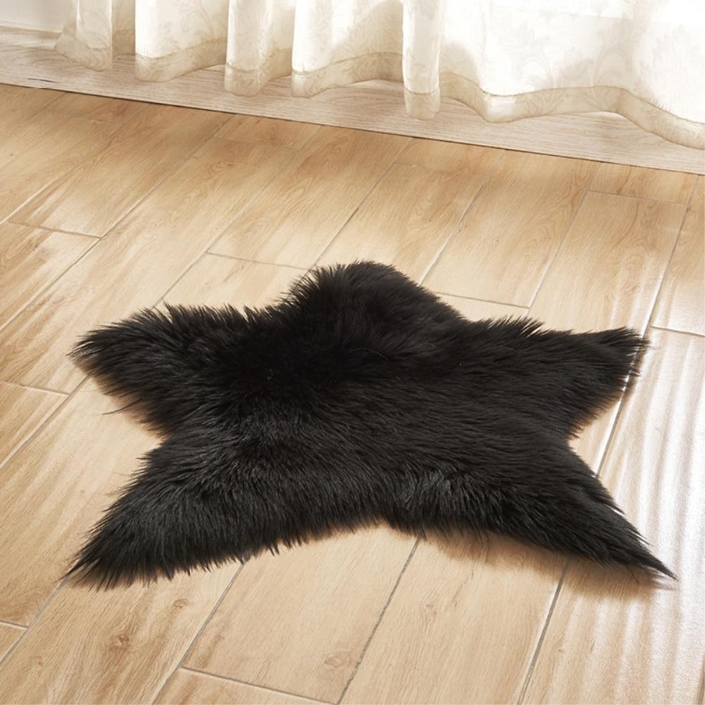 Stella - Faux Sheepskin Star Rug - Nordic Side - 04-22