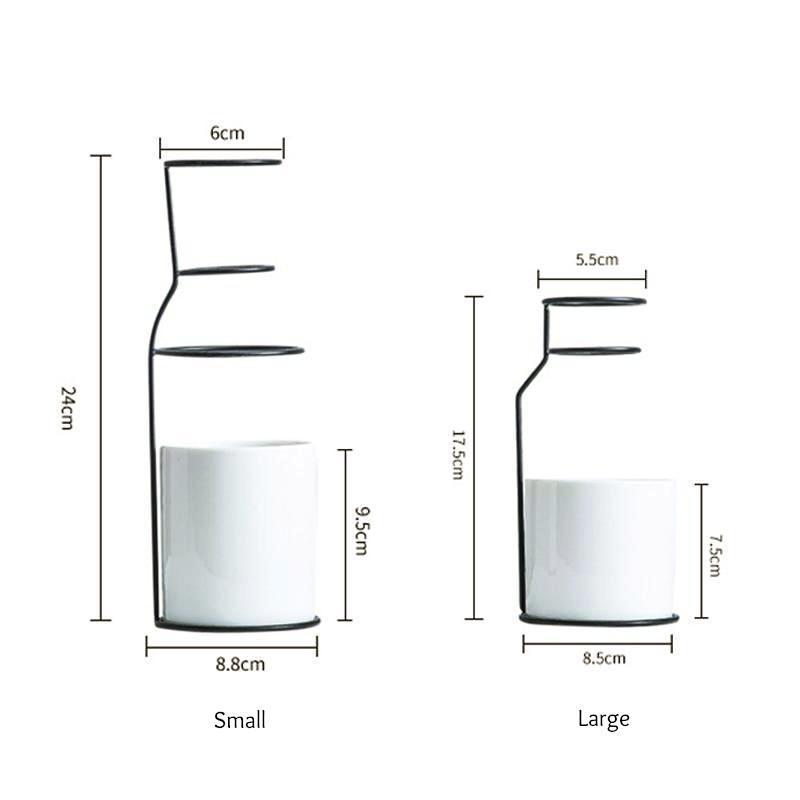 Iron & Ceramic Vase Figure - Nordic Side - 