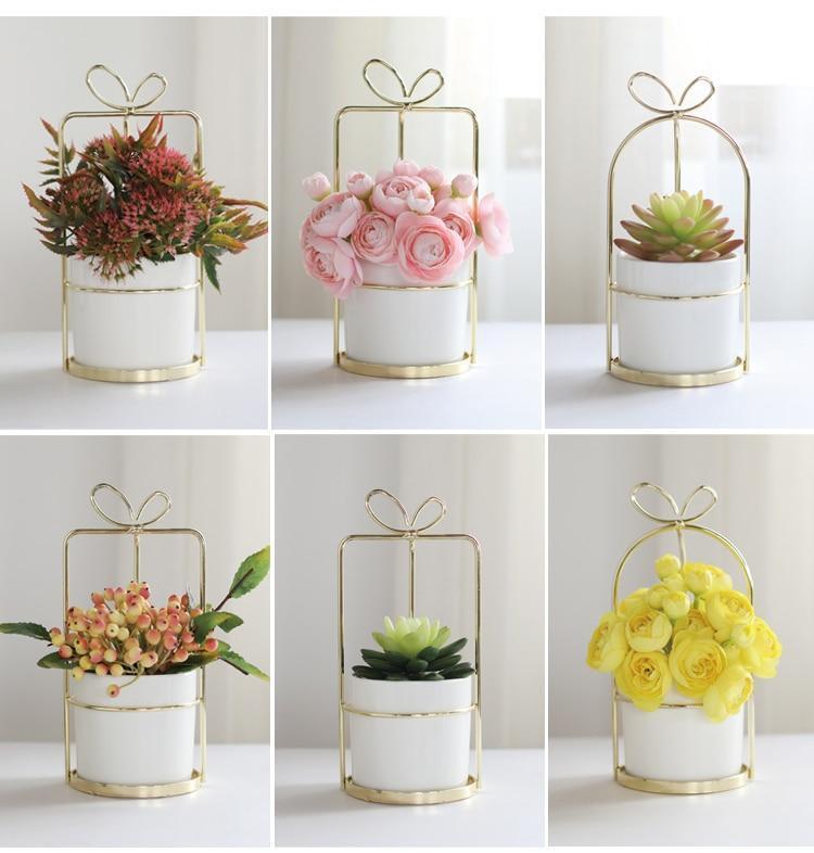 Bow Knot Gold Iron Pot - Nordic Side - 