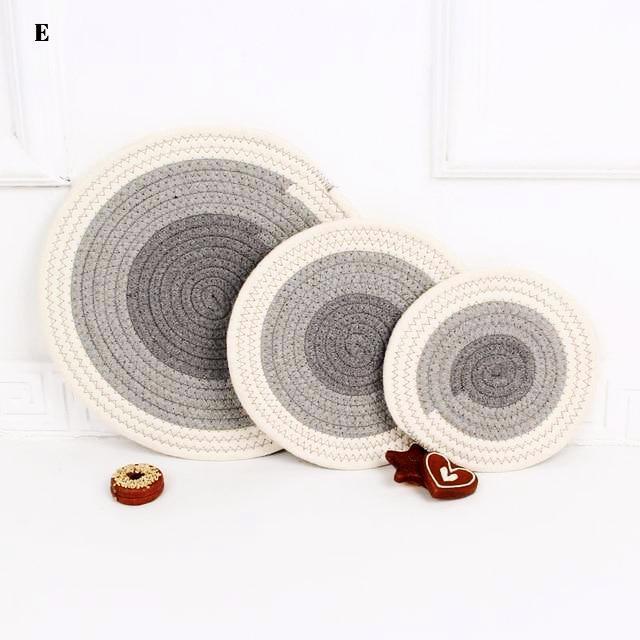Round Weave Table Mat - Nordic Side - 