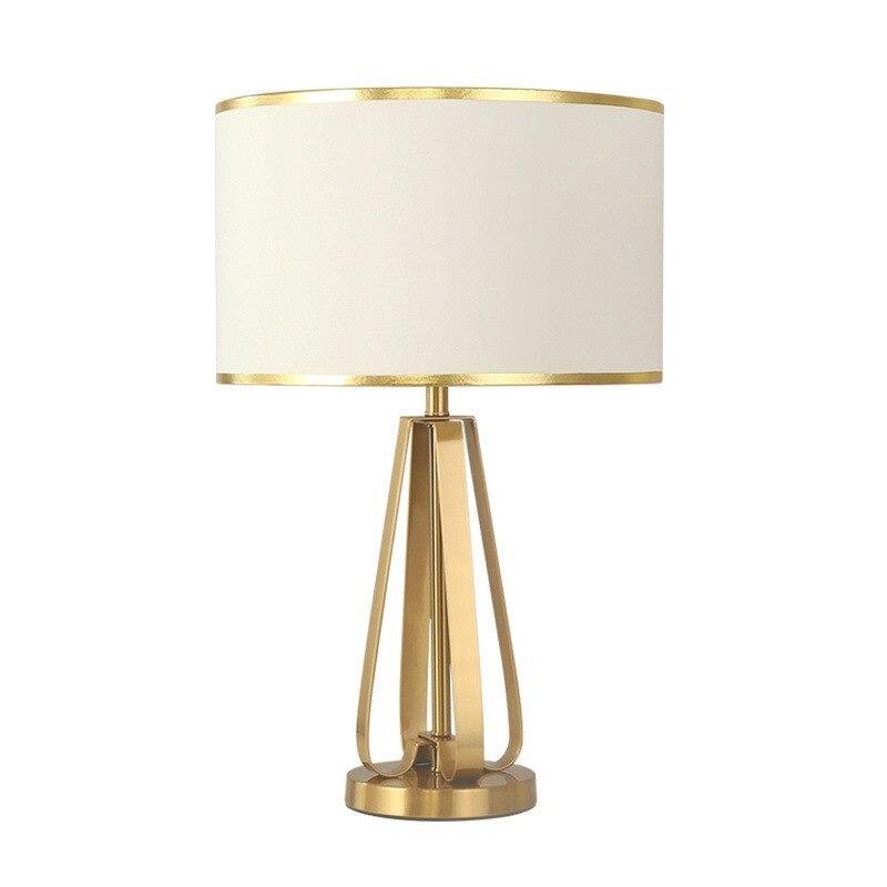 Lages Classic Table Lamp - Metal Base